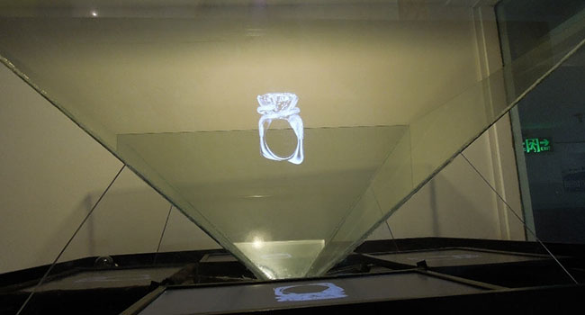 博物館展廳設計中全息展示柜和傳統(tǒng)展示柜的區(qū)別插圖(3) 博物館展廳設計中全息展示柜和傳統(tǒng)展示柜的區(qū)別插圖(3)